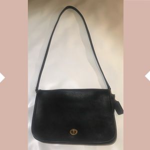 Vintage Coach crossbody bag